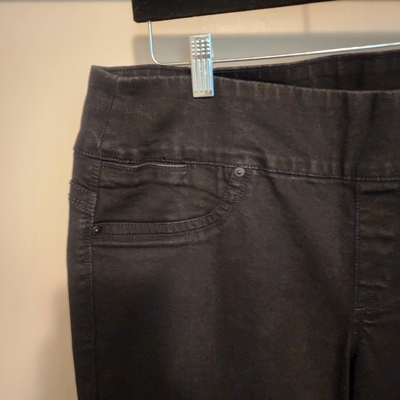 Style & Co Boot Leg Jean - Picture 5 of 13